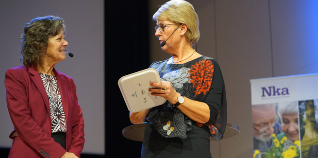 Professor Mary Dozier och Elsa Rudsby Strandberg